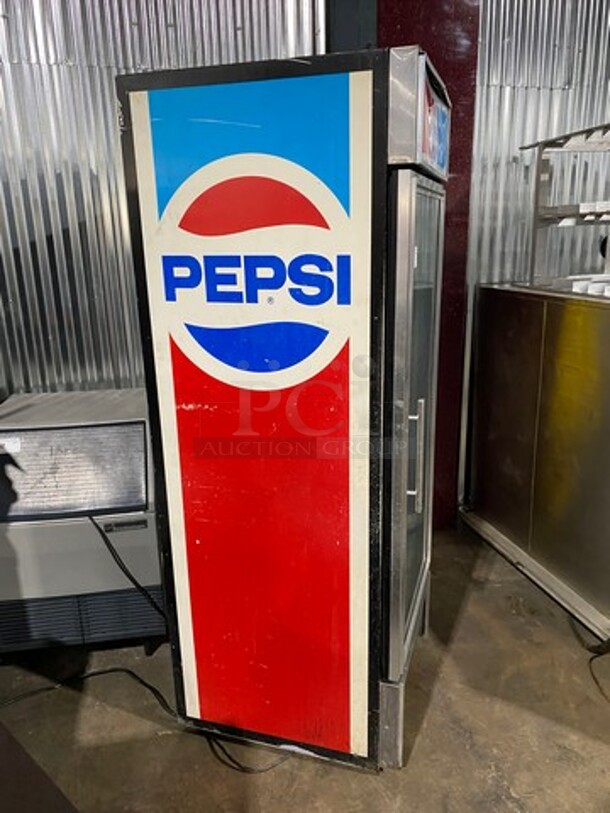 True Commercial Single Door Reach In Cooler Merchandiser! With View Through Door! Poly Racks! Model: GDM23 SN: 345804 115V 60HZ 1 Phase - Image 2 of 7