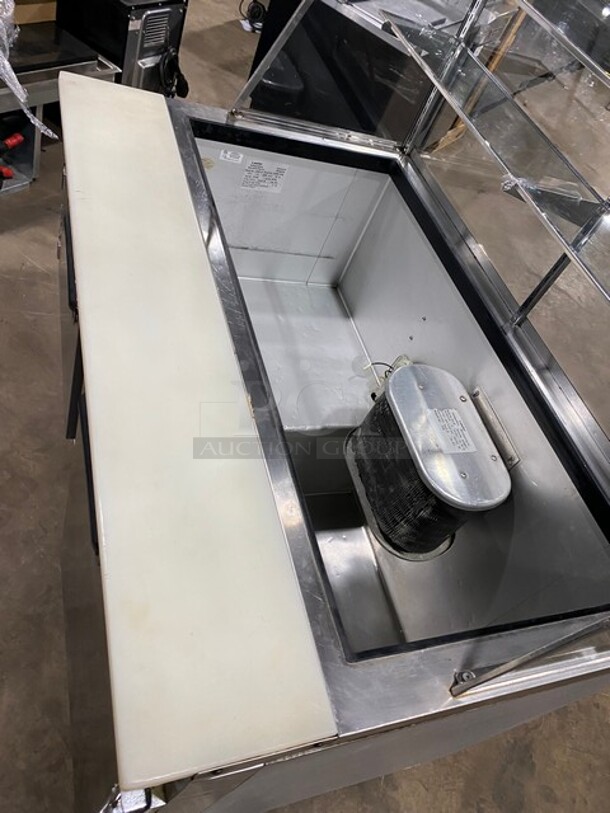 Leader Commercial Refrigerated Sandwich/Salad Prep Table! Stainless Steel! With Glass Top Display and Shelves! With 2 Door Rear Access! With Full Length Cutting Board! On Casters! 115V 1 Phase! Model: LM48 S/C SN: GX09S1105E! - Image 5 of 10