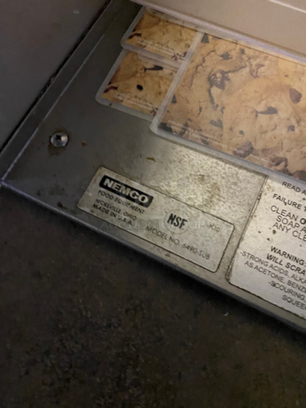 Nemco Countertop Dry Display Case! With Clear Poly Tray Racks! Model: 6490-SUB - Image 6 of 6