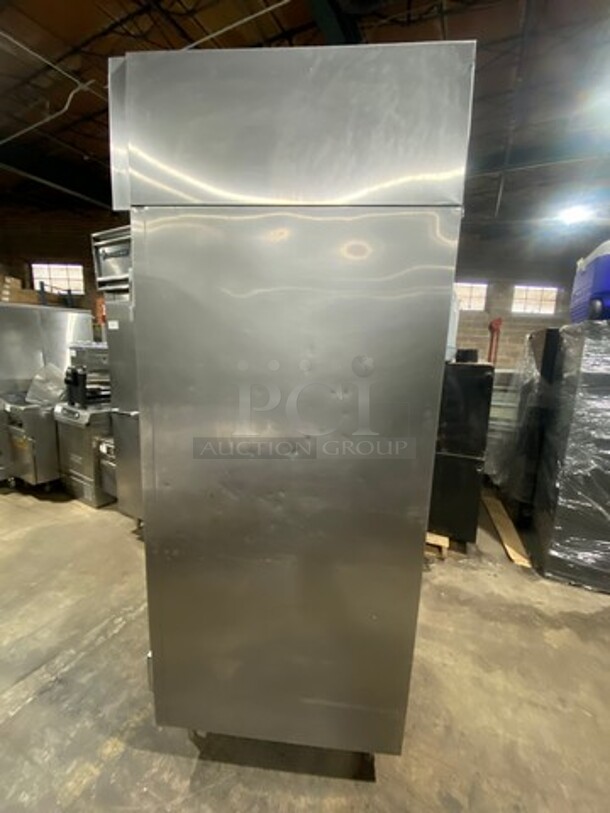 Victory Commercial Single Door Reach In Refrigerator! All Stainless Steel! On Legs!  - Image 3 of 8