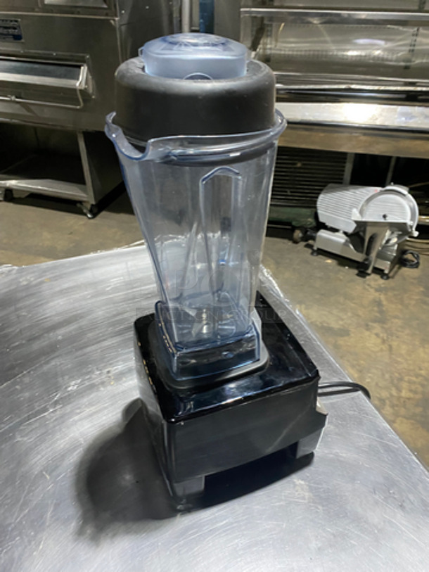 LATE MODEL! 2021 Vitamix Professional Blender! Holds Up To 8 Cups! Model: VM0100 SN: 062828210203938627 120V 50/60HZ  - Image 4 of 8
