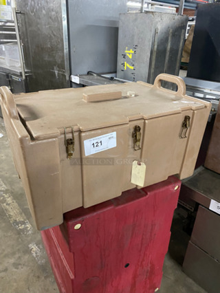 Cambro Insulated Food Pan Carrier! With Side Handles! With Lid!