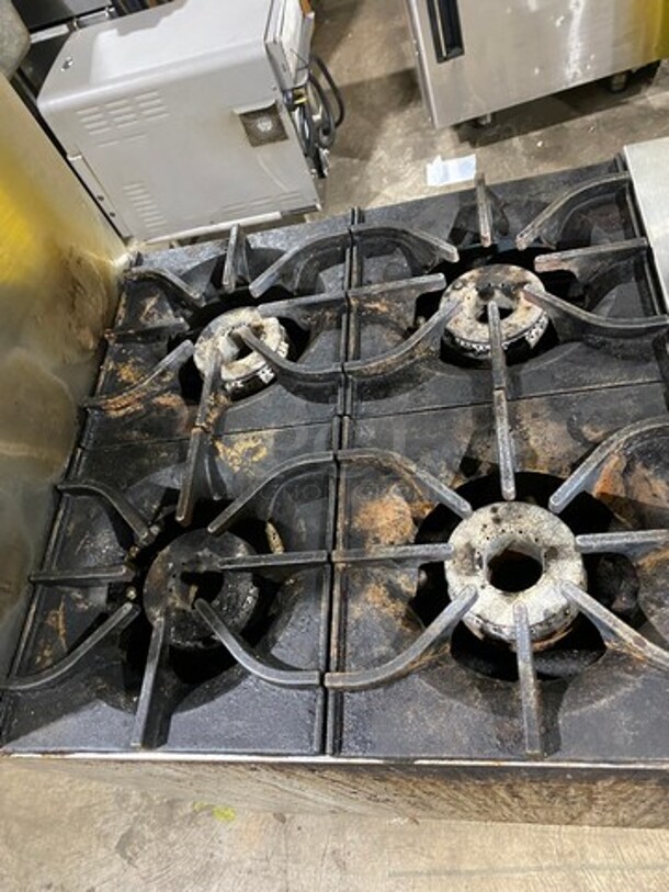 LATE MODEL! 2022 Asber Commercial Natural Gas Powered 4 Burner Stove! With Raised Back Splash And Salamander Shelf! With Oven Underneath! All Stainless Steel! On Casters! Model: AER424NG SN: 8102557218 - Image 5 of 10