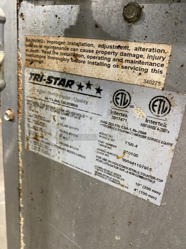 LATE MODEL! Tristar Commercial Natural Gas Powered 4 Burner Stove! With Raised Back Splash And Bakers Pride Salamander! With Full Size Oven Underneath! All Stainless Steel! On Casters! WORKING WHEN REMOVED! Model: TSR4 SN: 990441107015 - Image 10 of 11