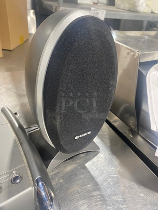 Curtis Countertop CD/ Stereo System! With 2 Speakers! - Image 7 of 10