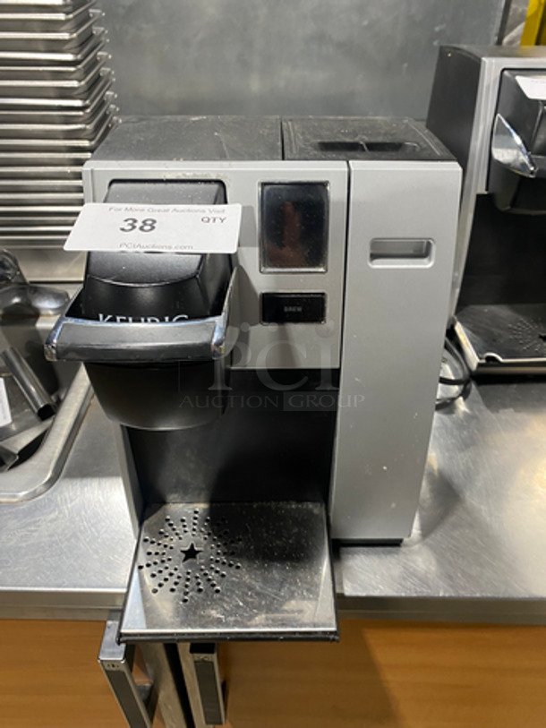 Keurig Commercial Countertop Single Cup Coffee Machine! Model: K150 SN: J0191824