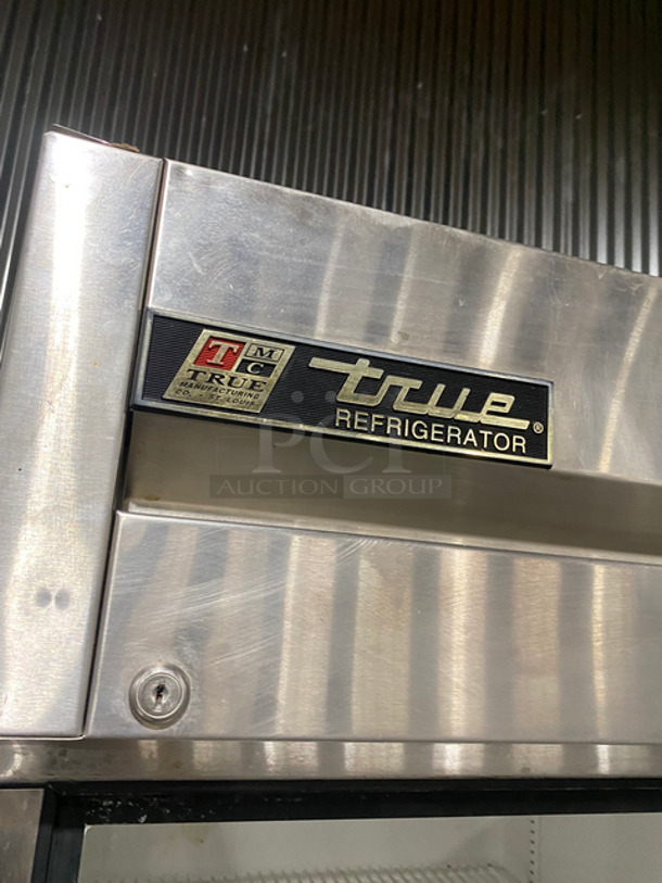 True Commercial Single Door Reach In Refrigerator! With Poly Coated Racks! Solid Stainless Steel! On Casters! Model: T23 SN: 14322192 115V 60HZ 1 Phase - Image 8 of 9