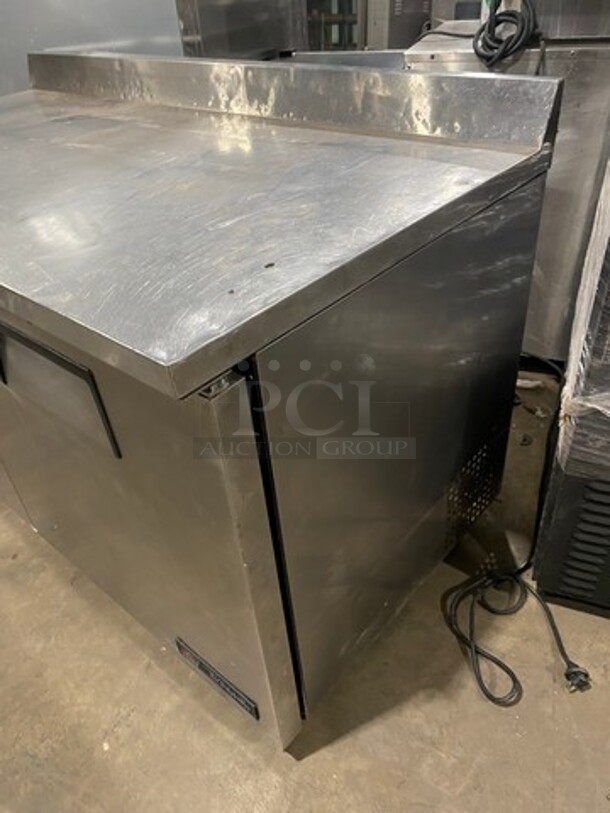TRUE ALL STAINLESS STEEL Commercial 2 Door Refrigerated  Worktop/Lowboy Cooler! With Raised Back Splash!Model TWT-60 Serial 1-4606796 115V/60Hz/1 Phase! On Casters!  - Image 2 of 5