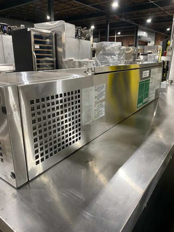 Nice! Turbo Air Commercial 48" Stainless Steel Refrigerated Countertop Salad Prep Table! Model CTST-1200-N! 115V! - Image 4 of 8