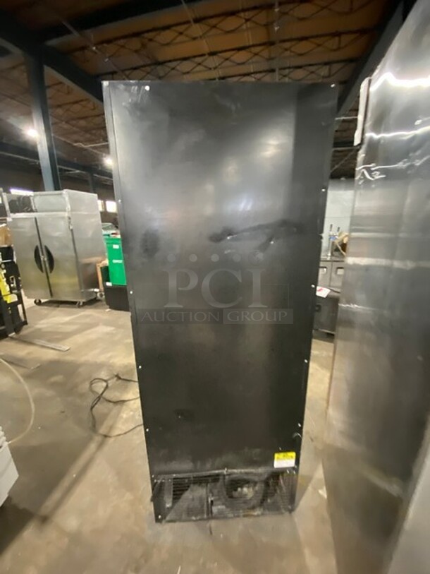 Imbera Commercial Single Glass Door Reach In Refrigerator/Merchandiser! With Poly Coated Racks! 115V 1 Phase! Model: G319 SN: 534110603262! - Image 4 of 7