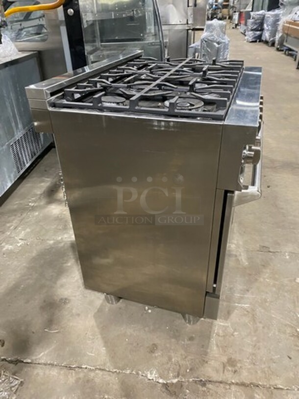 NICE! VIKING Gas Powered 6 Burner Stove! With Oven Underneath! Stainless Steel!                        - Image 2 of 10