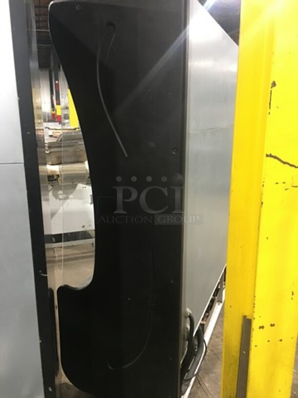 LATE MODEL! 2018 Universal Coolers Commercial Refrigerated Grab-N-Go Open Case Merchandiser! WORKING WHEN RREMOVED! Model: POC63 SN: NS243247 115V - Image 4 of 12