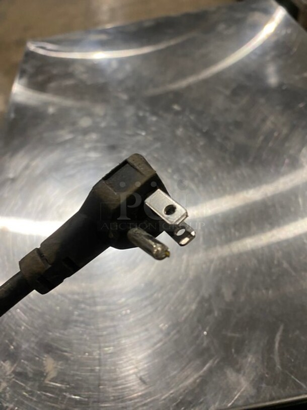 Scotsman Commercial Air Cooled Undercounter Gourmet Cube Ice Machine! With Single Door Built-in Ice Bin! All Stainless Steel! 115V 1 Phase! Model: CU50GA-1A SN: 12111320012451!  - Image 9 of 9