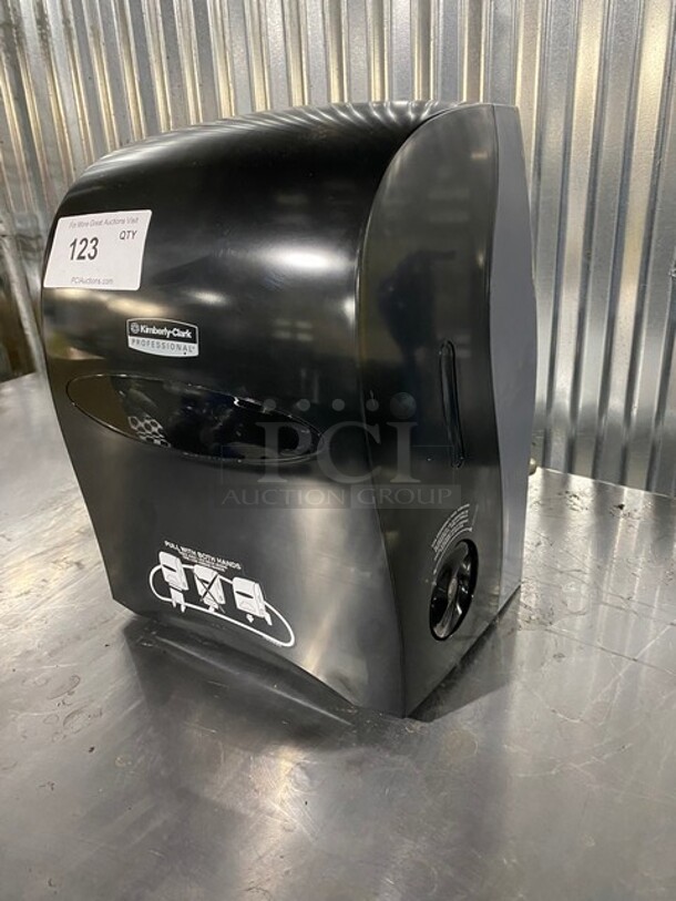 Kimberly-Clark! Paper Towel Dispenser! - Image 2 of 6