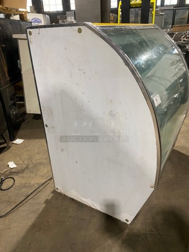 2010 Leader Commercial Refrigerated Bakery Display Case Merchandiser! With Curved Front Glass! With Rear Access Doors! Stainless Steel Body! Model: RHDL48 SN: PT10M1682D 115V 60HZ 1 Phase - Image 2 of 8