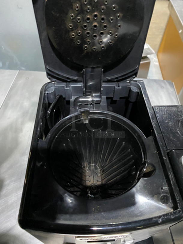 Cuisinart Countertop Coffee Machine/Single Cup Coffee Brewer! Model: SS15 120V 60HZ - Image 5 of 9