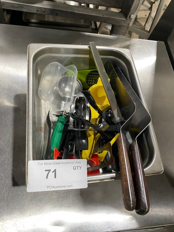 ALL ONE MONEY! Kitchen Utensils! Assorted Spatulas & Lemon/Lime Press! - Image 1 of 3