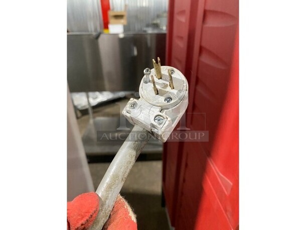 NICE! Metro C5 Stainless Steel Commercial Single Door Reach In Holding/Warming Cabinet Merchandiser on Commercial Casters! - Image 9 of 10