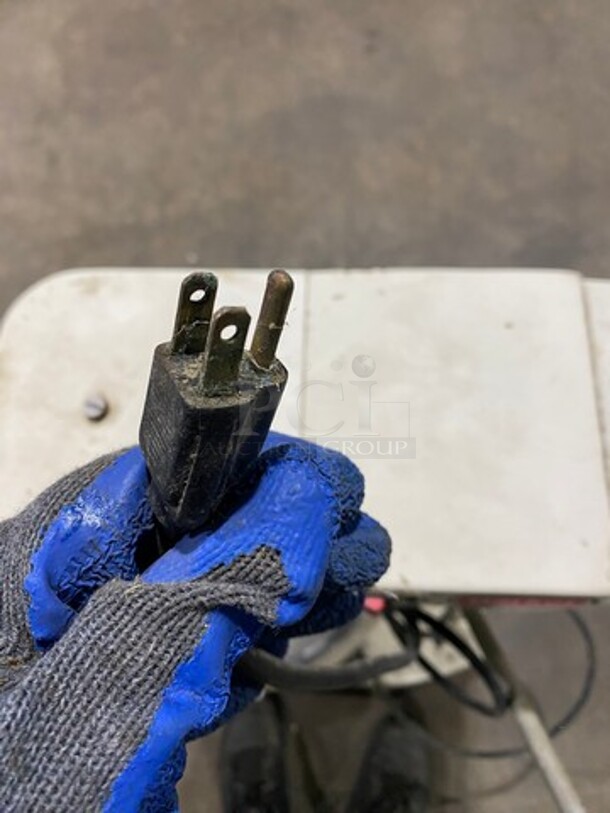 Berkel Commercial 20QT Planetary Mixer! With Mixing Bowl! With Paddle Attachment! Model: BX20 SN: 9251100101947 115V 60HZ 1 Phase - Image 9 of 9