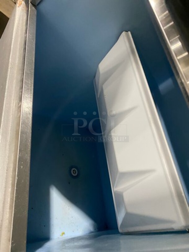 Manitowoc Commercial Ice Maker Machine! With Commercial Ice Bin! All Stainless Steel! On Legs! Model: ID0502A161D SN: 1120025579 115V 60HZ 1 Phase - Image 7 of 8