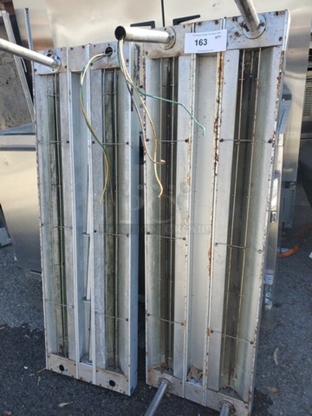 Heat Lamp  - Image 3 of 4