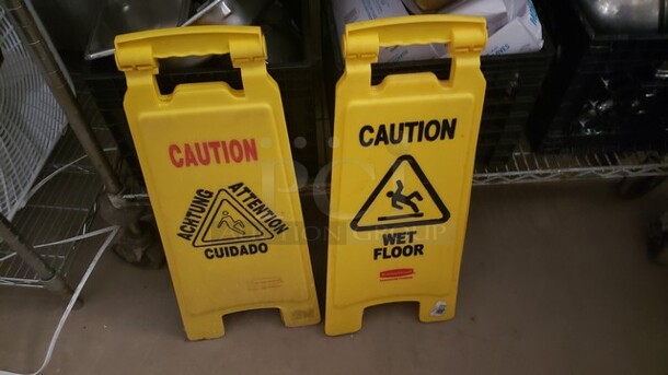 Lot of 2 Wet Floor Signs
