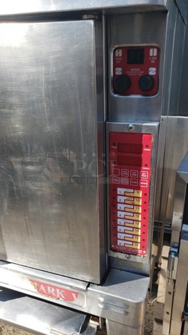 Blodgett Mark-V-111 Single Full Size Electric Convection Oven! - Image 2 of 7