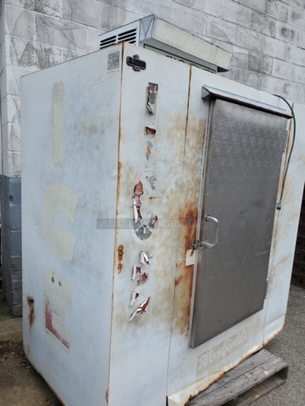 Leer 1-Door Outdoor Ice Merchandiser 64"x37"x63" - Image 2 of 9