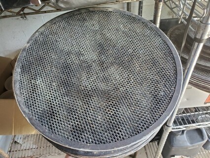 ALL ONE MONEY Lot of 61 (16") Pizza Screen!