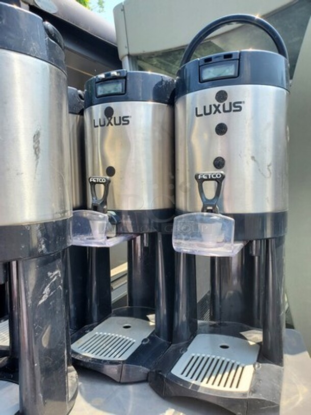 1 gal LUXUS Thermal Coffee Dispenser, Black/Stainless Steel BIDX9 - Image 3 of 3