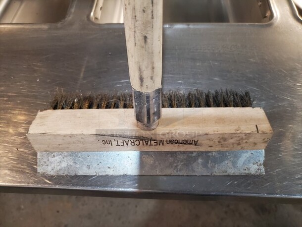 Stainless Steel Bristle Grill / Charbroiler Brush - Image 3 of 4