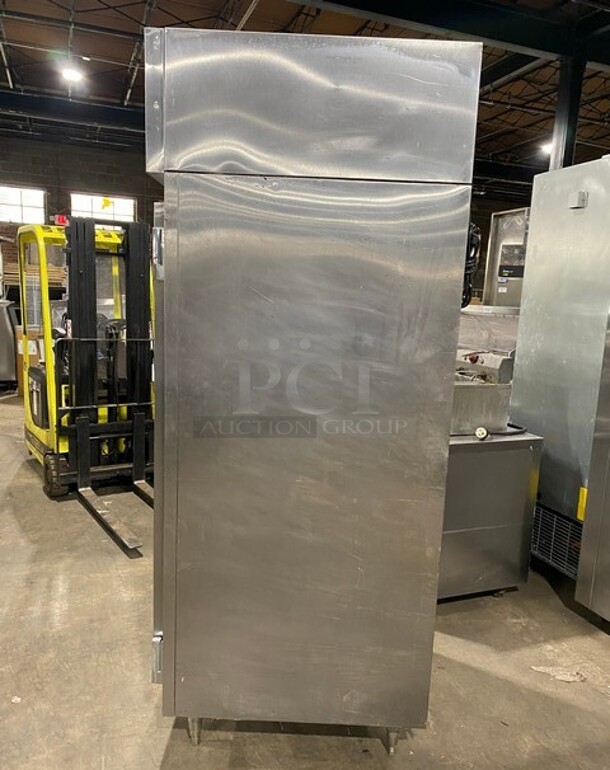 Victory Commercial Single Door Reach In Freezer! All Stainless Steel! On Legs!  - Image 3 of 8