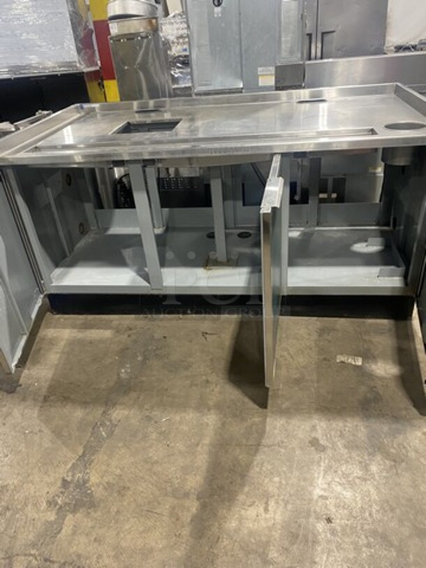 Duke All Stainless Steel Heavy Duty Beverage Center Work Station! On Legs! - Image 6 of 8