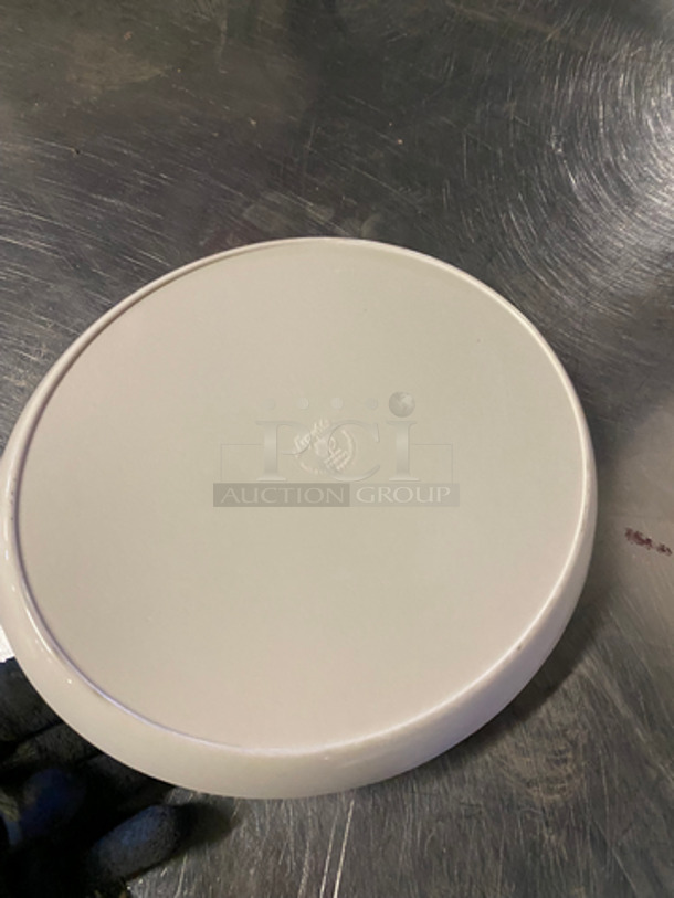ALL ONE MONEY! Assorted Size Dinner Plates! - Image 4 of 5