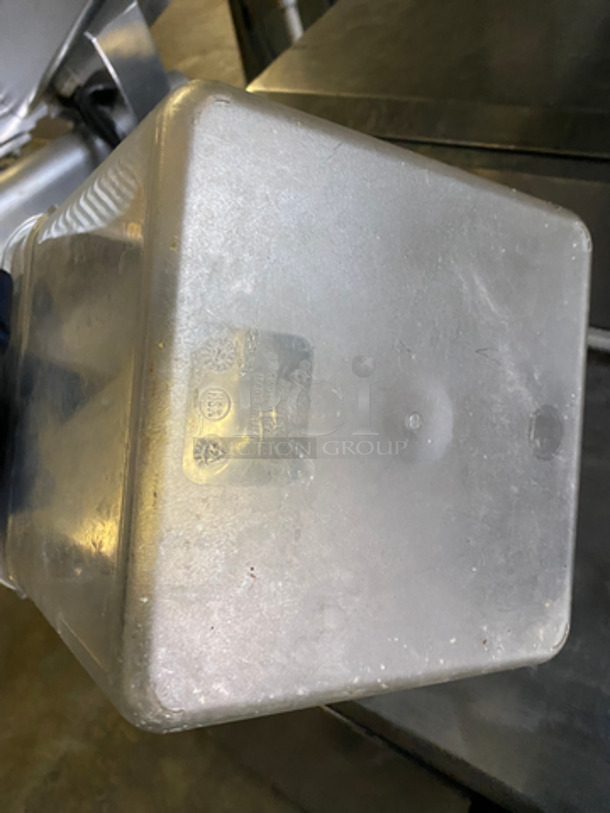 Cambro Poly Clear 8Qt food Container! - Image 4 of 4