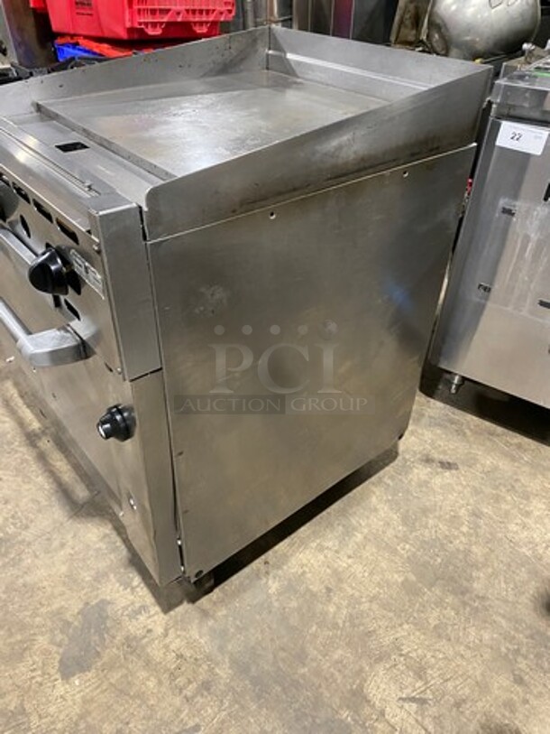 WOW! Vulcan Commercial Natural Gas Powered 2 Burner Stove With Flat Griddle! Flat Griddle Has Back And Side Splashes! With Oven Underneath! All Stainless Steel! On Casters! Model: 36S2B24GN SN: 481883161 - Image 2 of 9