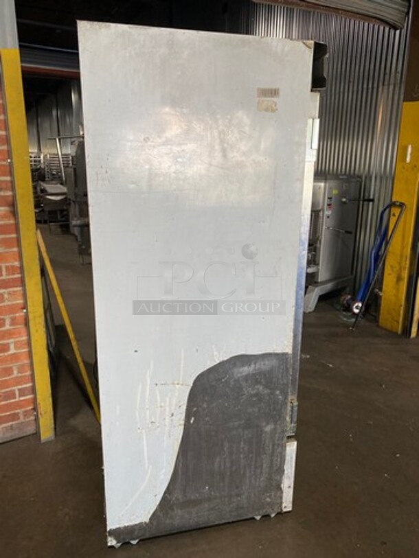 Leader Commercial 2 Door Reach In Cooler! With Poly Coated Racks! All Stainless Steel! Model: ESLR54 SN: NA10M1713 115V 60HZ 1 Phase - Image 2 of 7