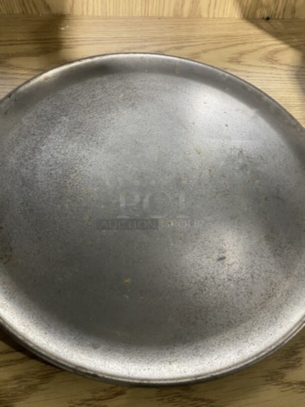 Assorted Pizza Pans! 21 X Your Bid! - Image 9 of 9