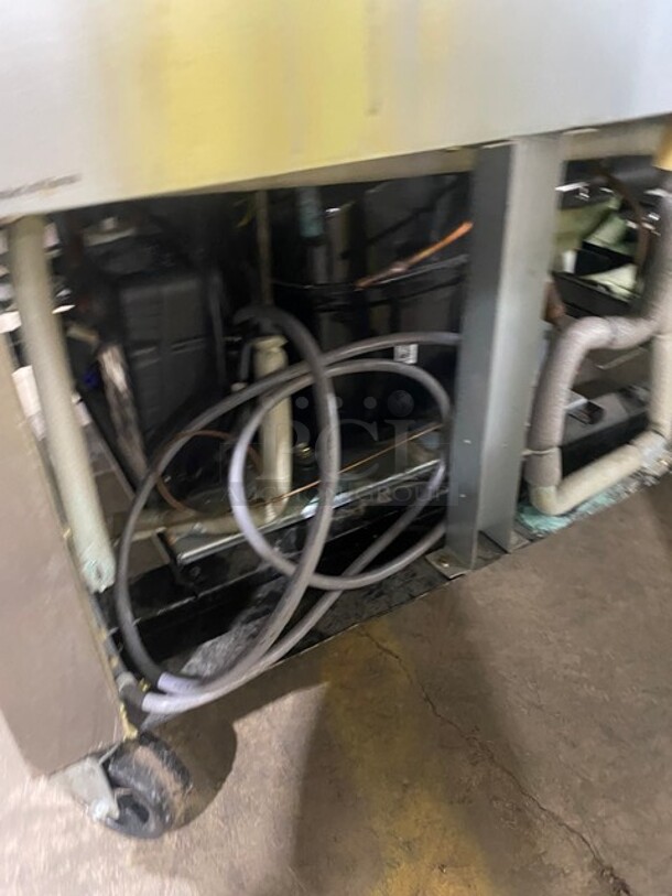 Master Bilt Commercial 2 Door Reach In Refrigerator! With Poly Coated Racks! All Stainless Steel! On Casters! MODEL F49S SN: 15020098 115V 1PH  - Image 10 of 10