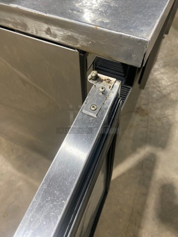 TRUE All Stainless Steel Pizza Prep Table! 2 Door Refrigerator! On Casters! Model TPP-67 Serial 8908444 115V/60Hz/1 Phase - Image 9 of 10