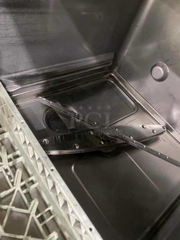 Hobart New Body Style Under The Counter Dishwasher! All Stainless Steel! Model: LXEC SN: 231176137 120V 60HZ 1 Phase - Image 6 of 9