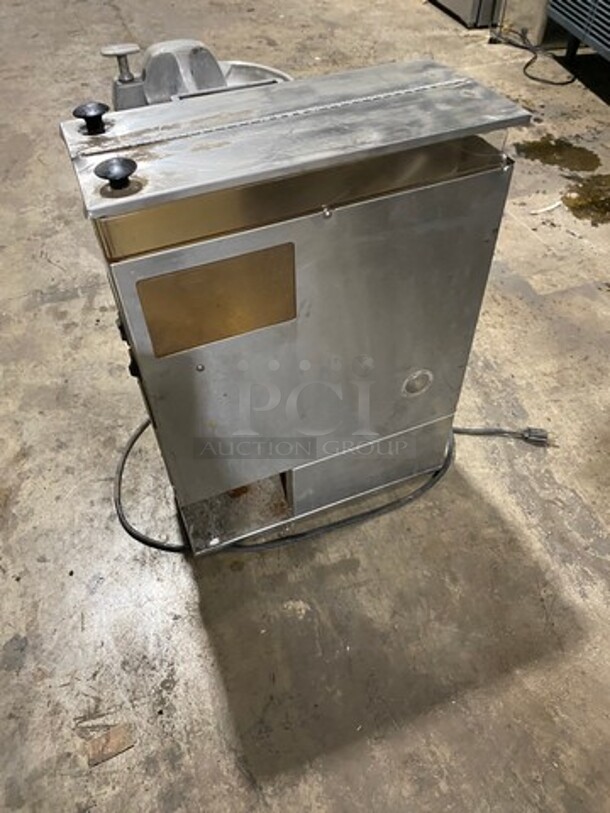 Bunn Commercial Countertop Dual Coffee Bean Grinder! All Stainless Steel! Model: G92HD SN: G900015351 120V 60HZ 1 Phase - Image 3 of 8