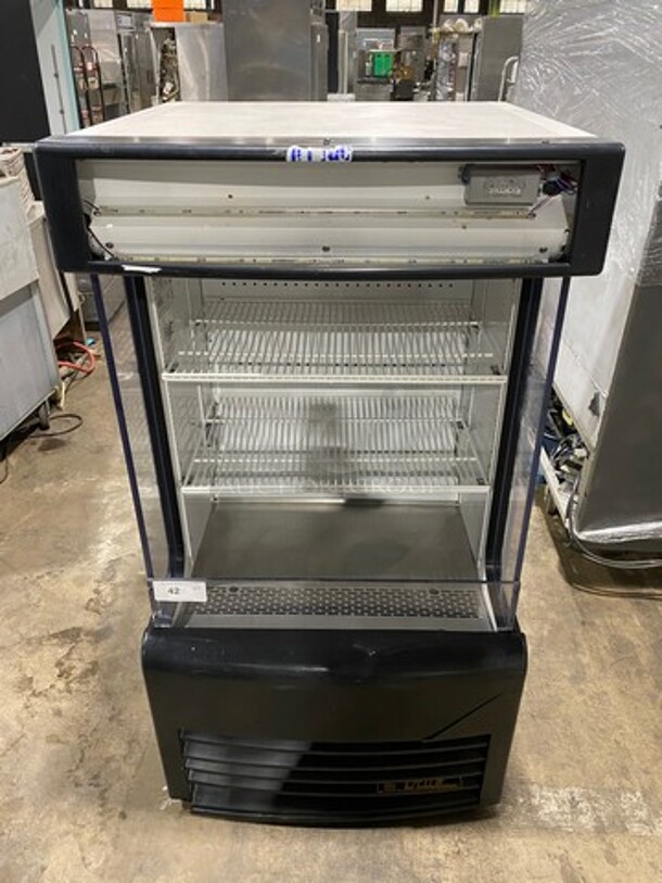 True Commercial Refrigerated Open Grab-N-Go Display Case! Model: TAC14GSLD SN: 8431303! 115V 60HZ 1 Phase!