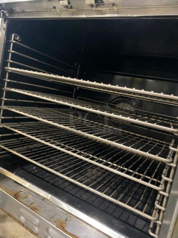 Duke Commercial Natural Gas Powered Convection Oven! With View Through Doors! Metal Oven Racks! All Stainless Steel! On Legs! Model: 6/13 - Image 5 of 7