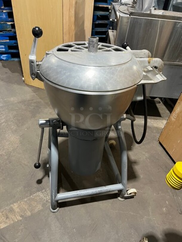 Hobart Commercial Heavy Duty VCM Vertical Cutter/Mixer/Mincer! All Stainless Steel! Model: VCM40 240V 60HZ 3 Phase - Image 5 of 6