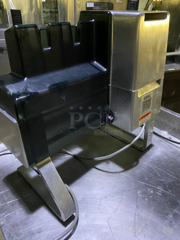 Hobart Commercial Countertop Meat Tenderizer Machine! Stainless Steel Body! Model: 403 SN: 311555973 115V 60HZ 1 Phase - Image 4 of 7