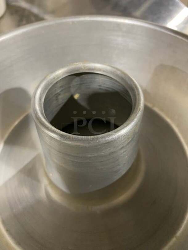 Stainless Steel Cake Pan Molds! 20x Your Bid! - Image 6 of 6