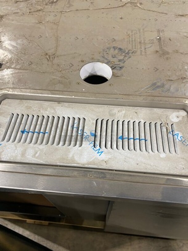 NEW! SCRATCH-N-DENT! LATE MODEL! Beverage Air Commercial Refrigerated Kegerator! With 3 Door Storage Space Underneath! Model: DD94HC1B144 SN: 12700972 115V 60HZ 1 Phase - Image 9 of 12