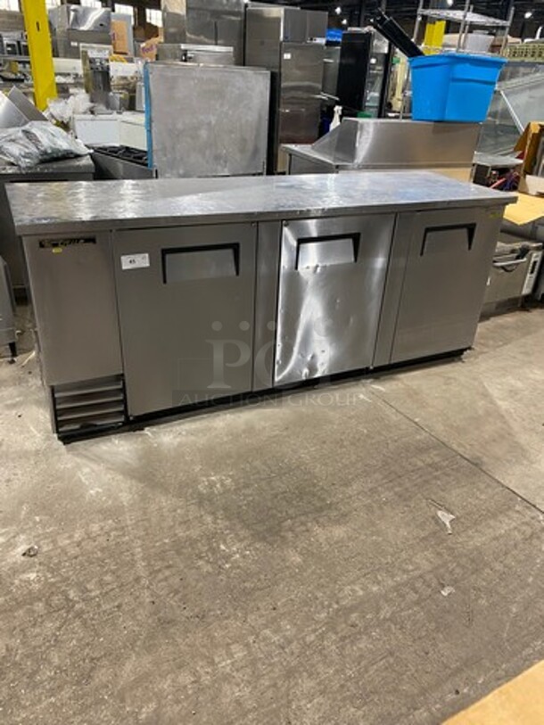 True Commercial 3 Door Back Bar Cooler! Poly Coated Racks! All Stainless Steel! Model: TBB4S SN: 8171288 115V 60HZ 1 Phase - Image 1 of 9