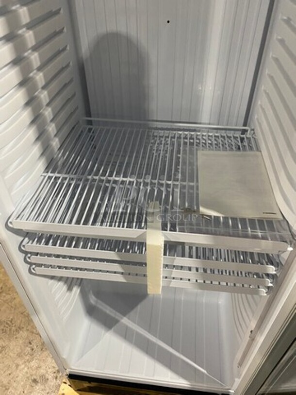  NEW! IN THE BOX! Atlantic Commercial Single Door Reach In Cooler Merchandiser! With View Through Door! Poly Coated Racks! Model: USS374DTKL SN: 100004765198 115V 60HZ 1 Phase - Image 7 of 9